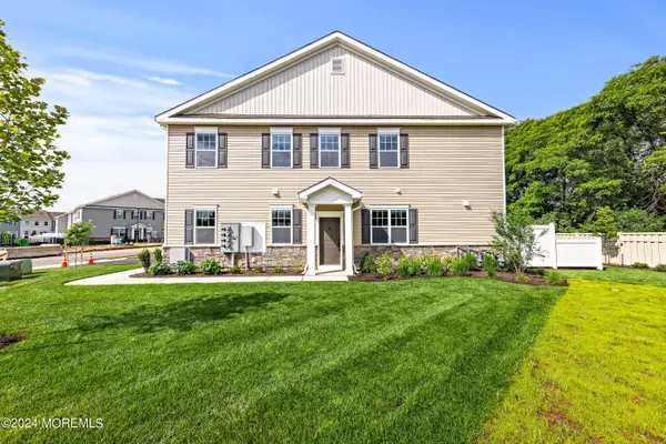 Wall, NJ 07727,37 Theatre Drive