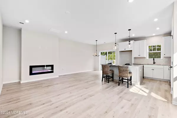 Wall, NJ 07727,37 Theatre Drive