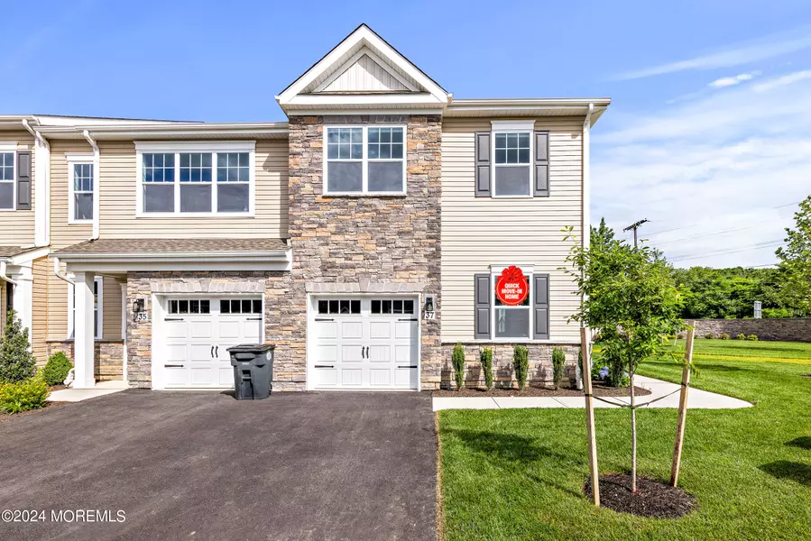 37 Theatre Drive, Wall, NJ 07727