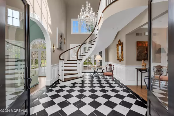 Rumson, NJ 07760,51 Bellevue Avenue