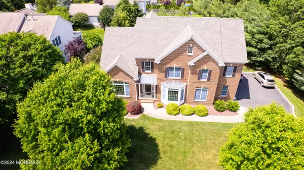 Holmdel, NJ 07733,4 Crocus Drive