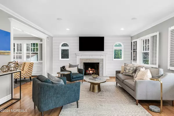 Fair Haven, NJ 07704,114 Lexington Avenue