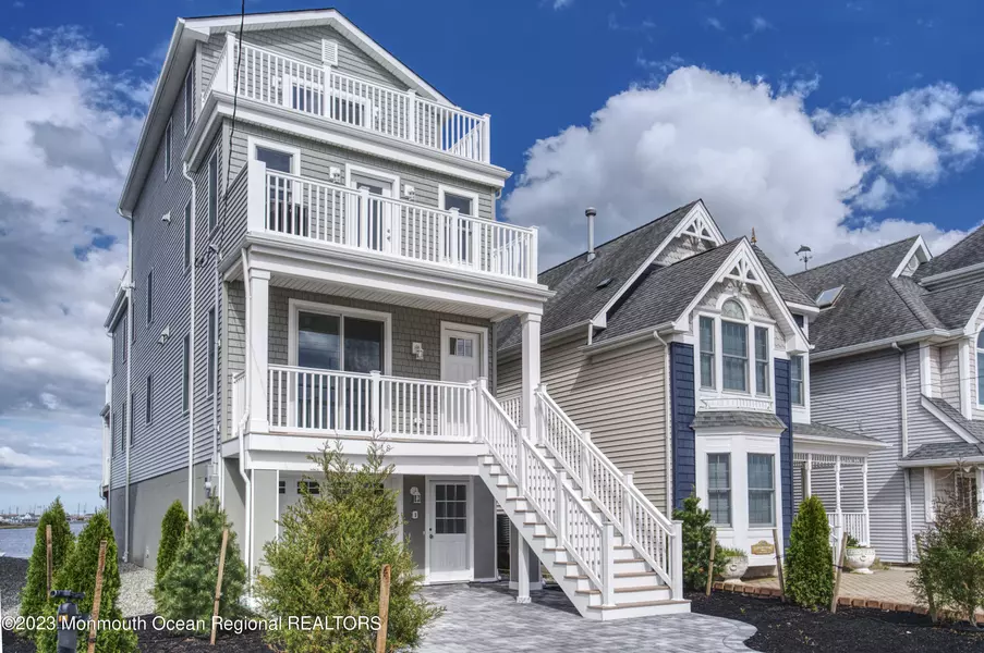 126 Sunset Drive N, Seaside Heights, NJ 08751