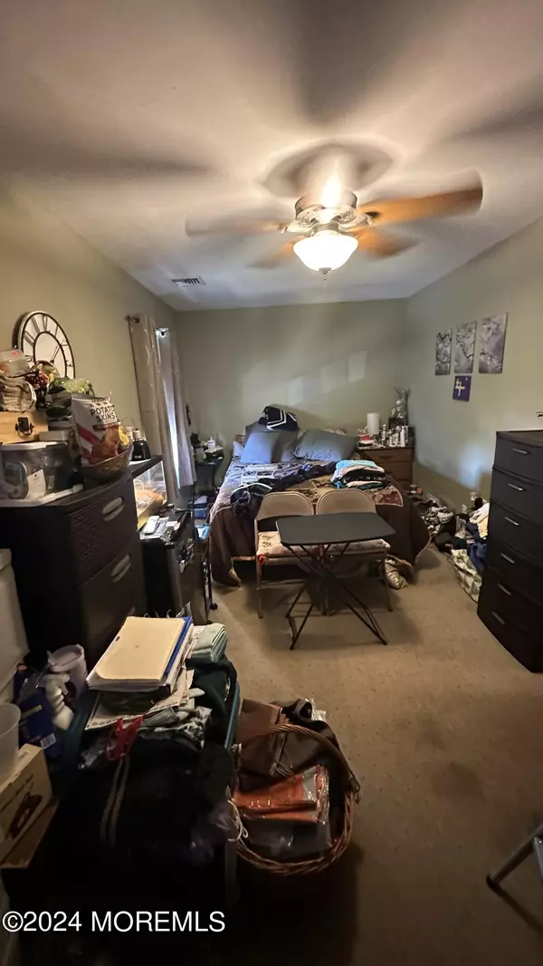 Union Beach, NJ 07735,644 Sydney Avenue