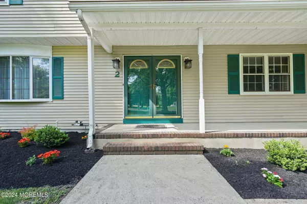 Tinton Falls, NJ 07712,2 Julia Court