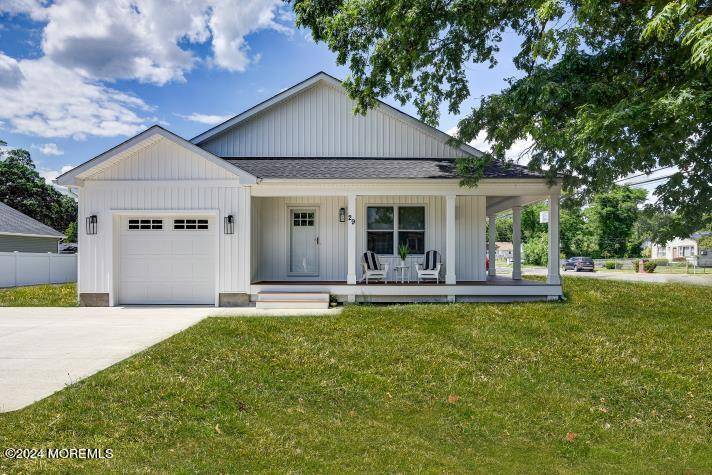 29 E Fourth Street, Howell, NJ 07731
