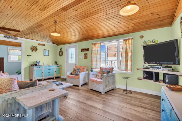 Bayville, NJ 08721,204 Butler Boulevard