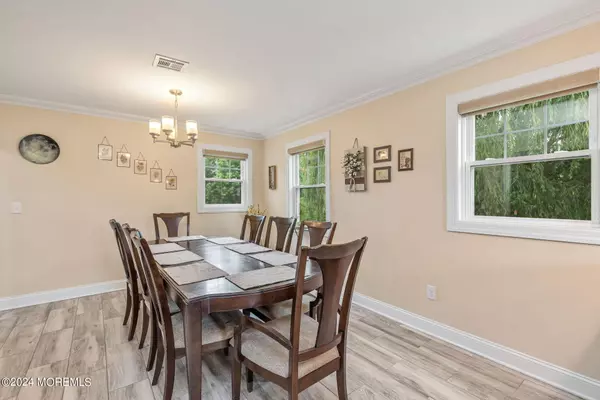 Belford, NJ 07718,381 Campbell Avenue