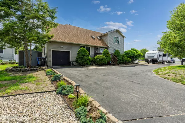 1629 Shore Boulevard, Toms River, NJ 08753