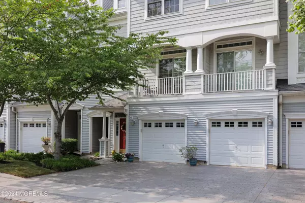 46 Golden Eye Lane,  Port Monmouth,  NJ 07758