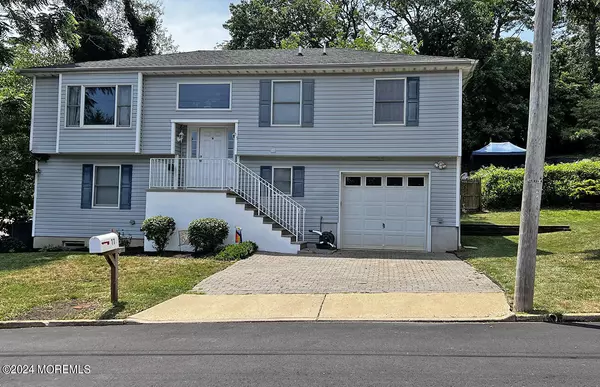 11 Ralph Street, Highlands, NJ 07732