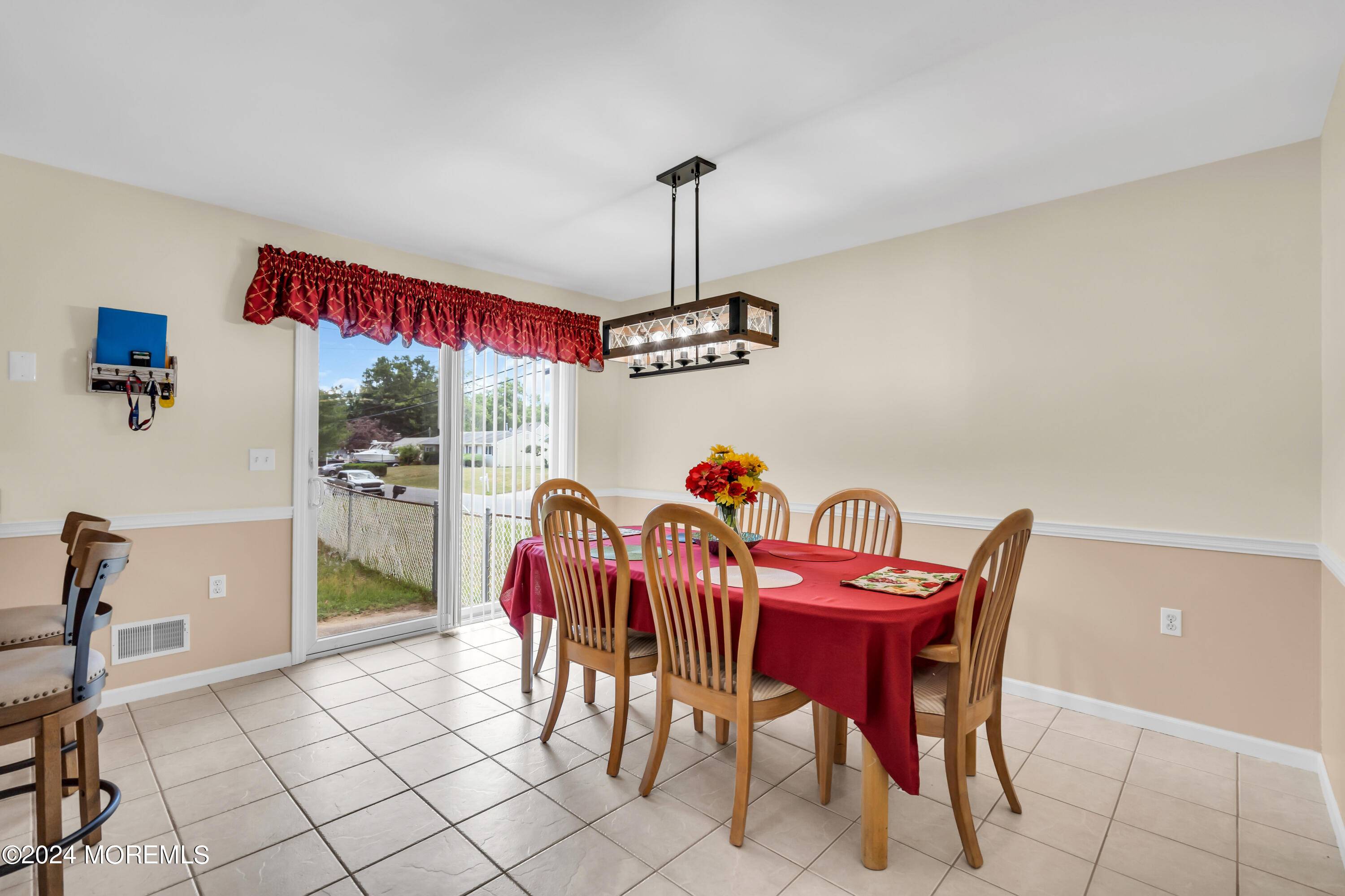 Forked River, NJ 08731,527 Vaughn Avenue