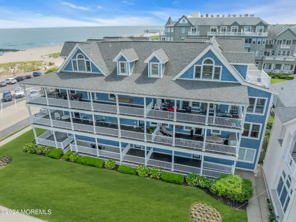 Ocean Grove, NJ 07756,1 Ocean Avenue #13