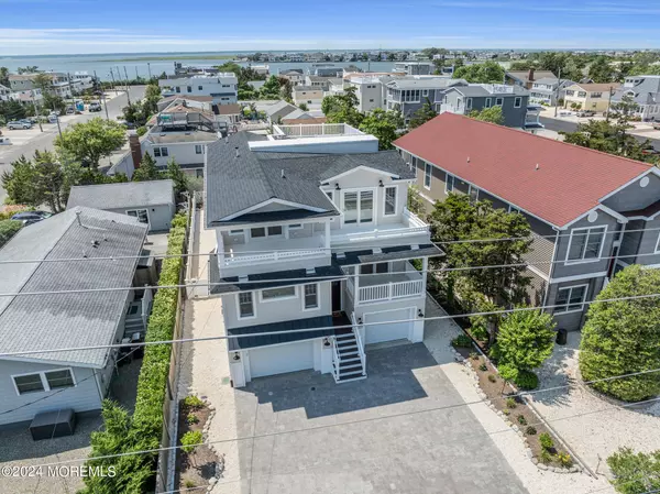 Barnegat Light, NJ 08006,2307 Central Avenue