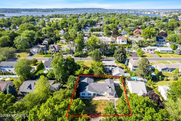 Oceanport, NJ 07757,11 Iroquois Avenue