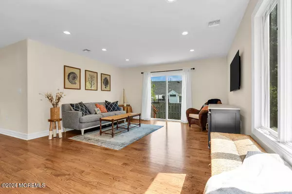 Atlantic Highlands, NJ 07716,10 Kennedy Court