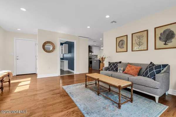 Atlantic Highlands, NJ 07716,10 Kennedy Court