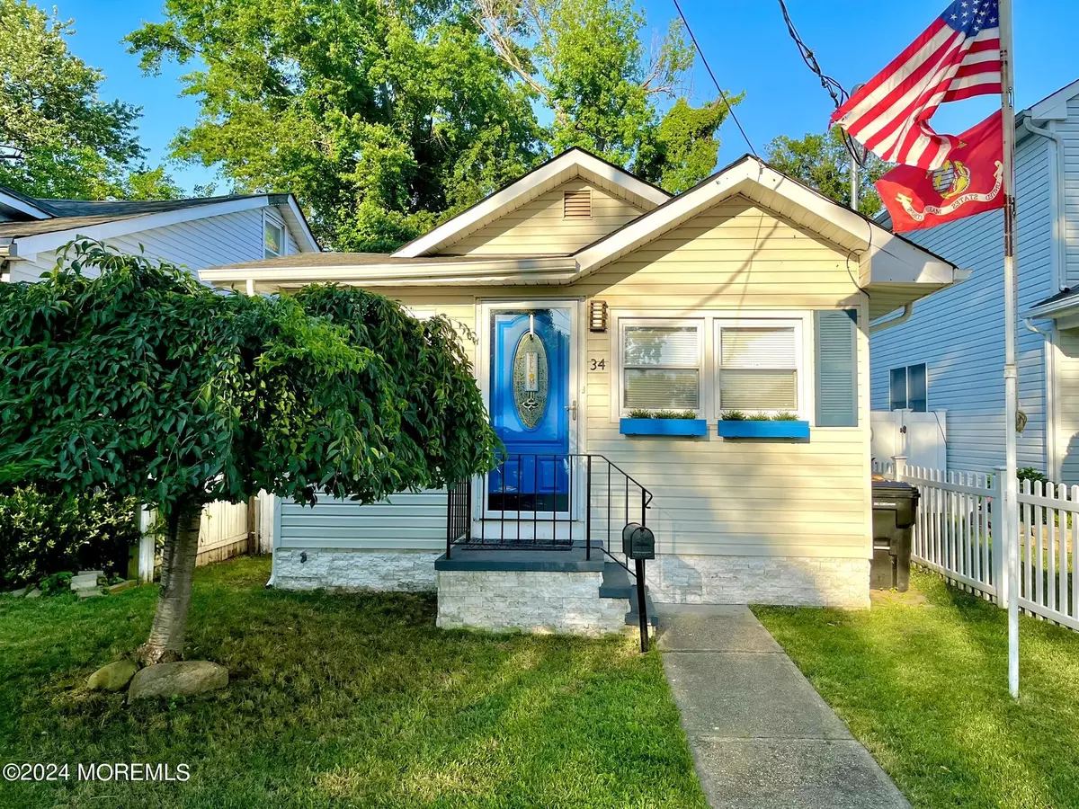 North Middletown, NJ 07748,34 Shoreland Terrace