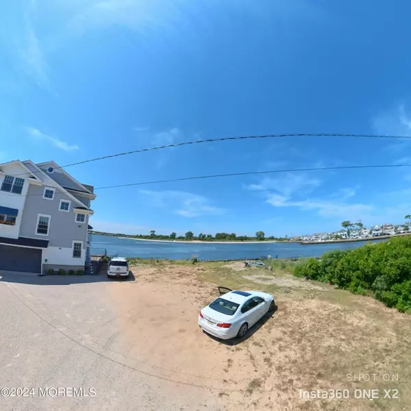 Point Pleasant Beach, NJ 08742,43 Inlet Drive