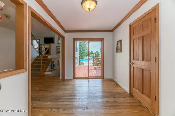 Manalapan, NJ 07726,22 Belle Terre Drive