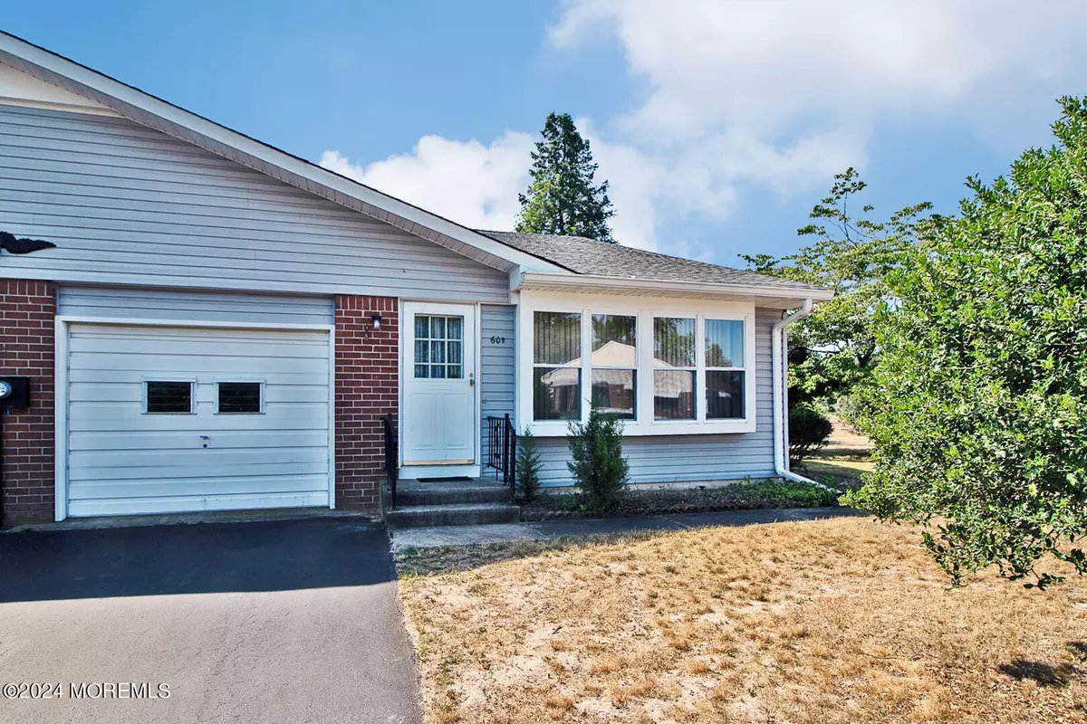 Whiting, NJ 08759,60 Hudson Parkway