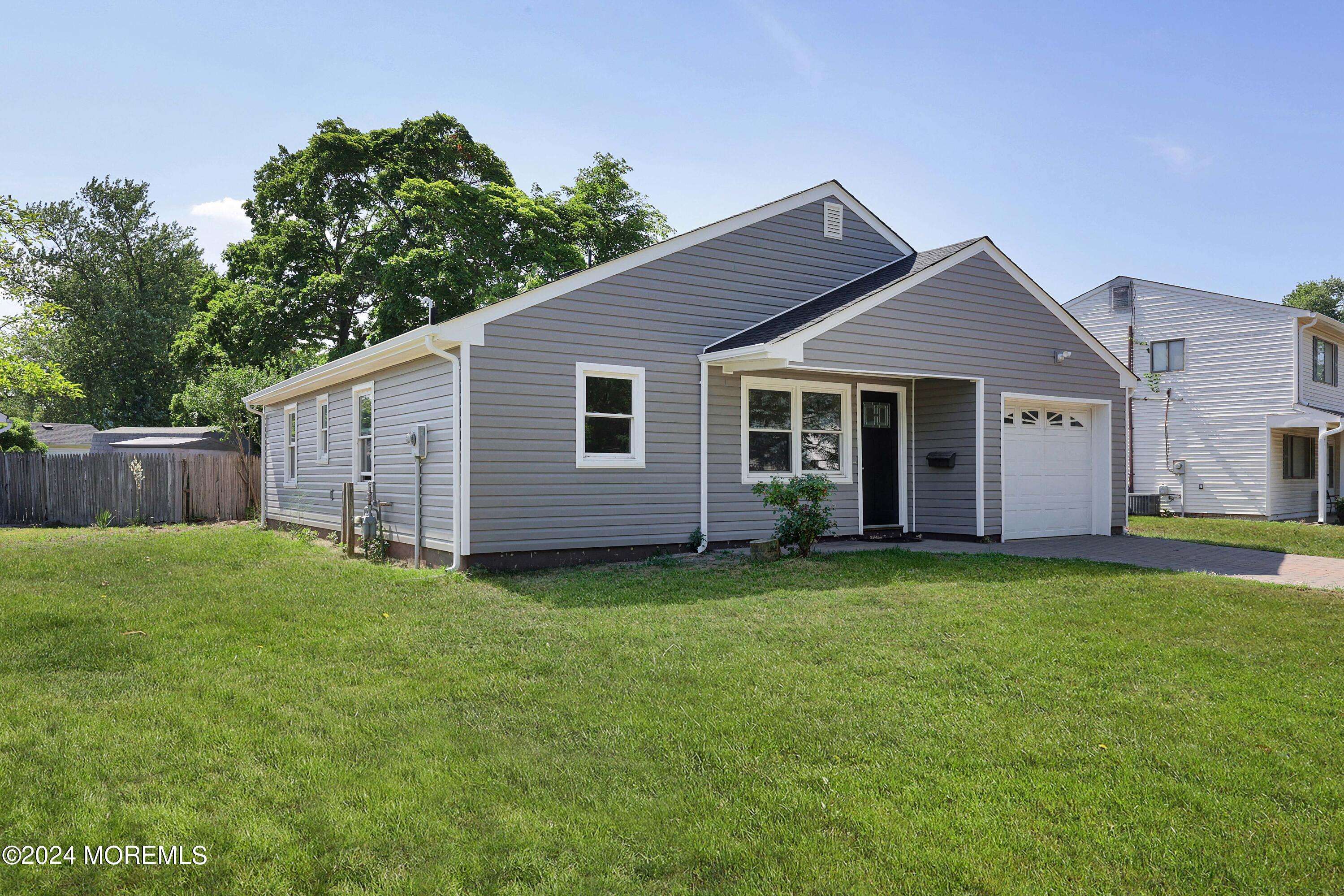 Middletown, NJ 07748,255 Forest Avenue