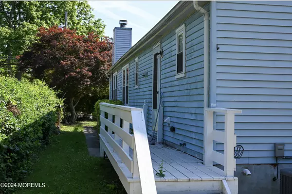 Spring Lake Heights, NJ 07762,605 Warren Avenue