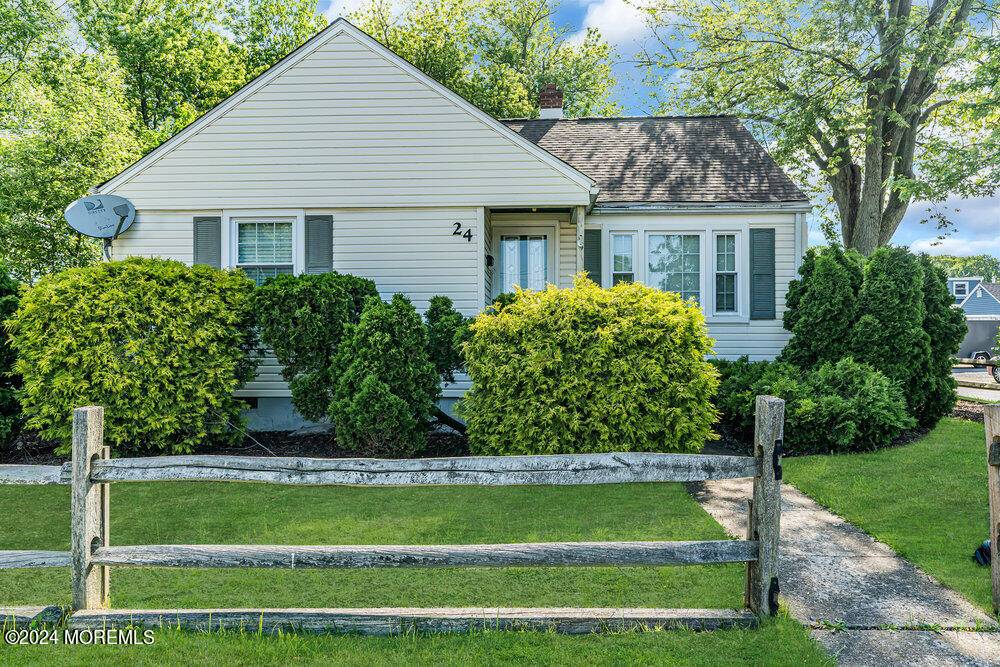 24 Snyder Avenue, Keansburg, NJ 07734