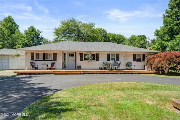 220 W Greystone Road, Old Bridge, NJ 08857