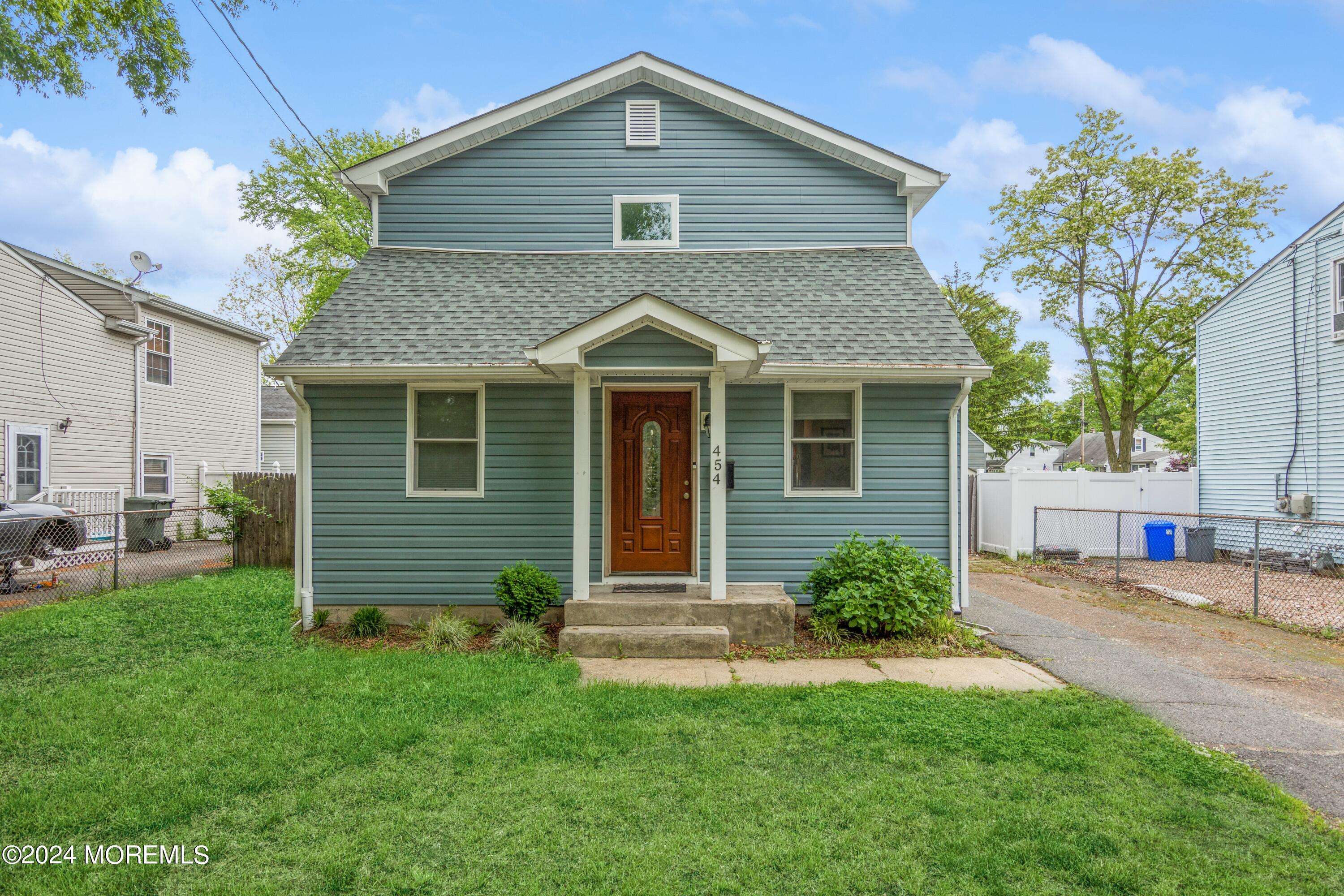 454 S Laurel Avenue, Hazlet, NJ 07734