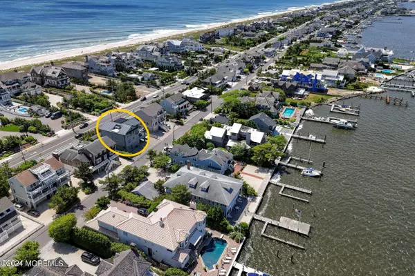 Mantoloking, NJ 08738,1035 Barnegat Lane