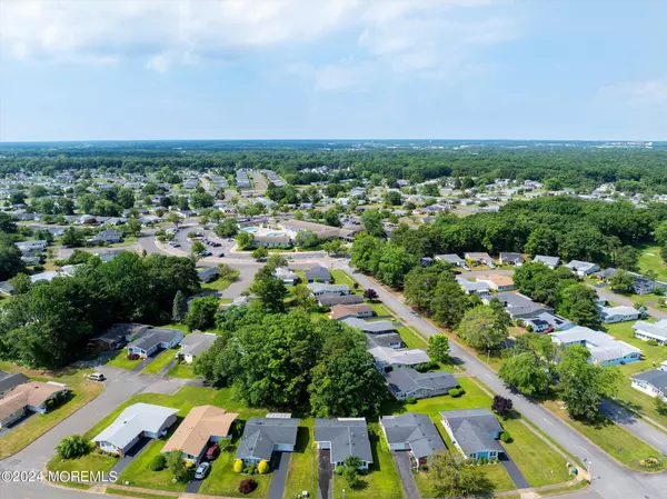 Brick, NJ 08724,35 Clay Circle