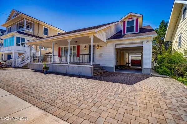 Seaside Park, NJ 08752,35 Brighton Avenue