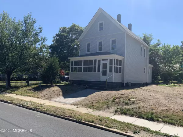 308 N Green Street, Tuckerton, NJ 08087