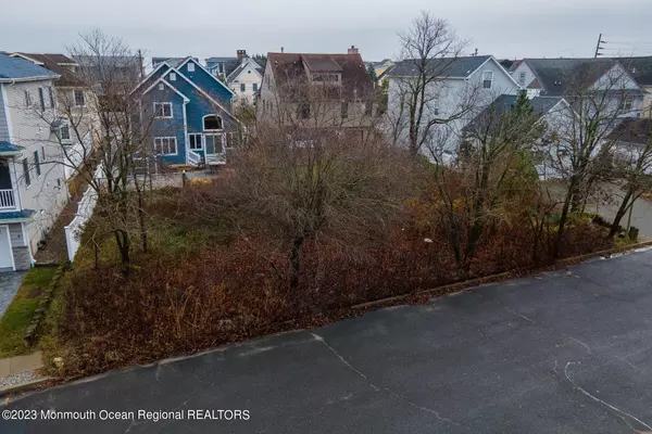 Point Pleasant Beach, NJ 08742,1616 Lake Avenue