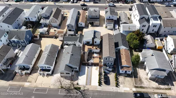 Seaside Heights, NJ 08751,235 Hancock Avenue