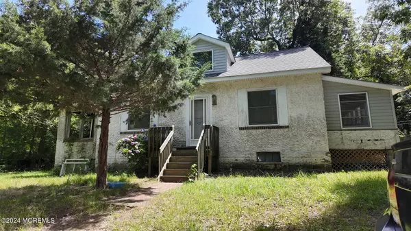 134 Jarvis Street, Bayville, NJ 08721