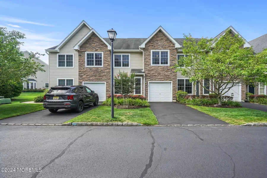 40 Osprey Drive, Old Bridge, NJ 08857