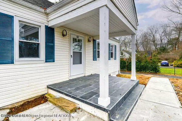 Freehold, NJ 07728,44 State Route 33