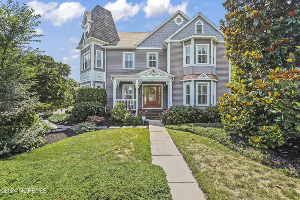 Matawan, NJ 07747,1 Sarah Court