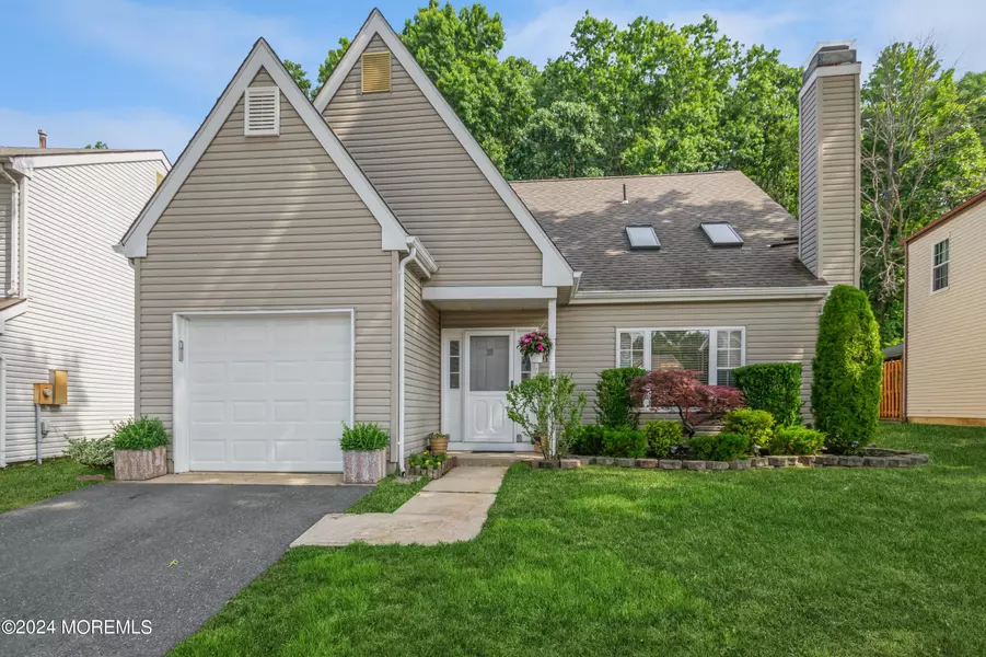 38 Nottingham Drive, Old Bridge, NJ 08857