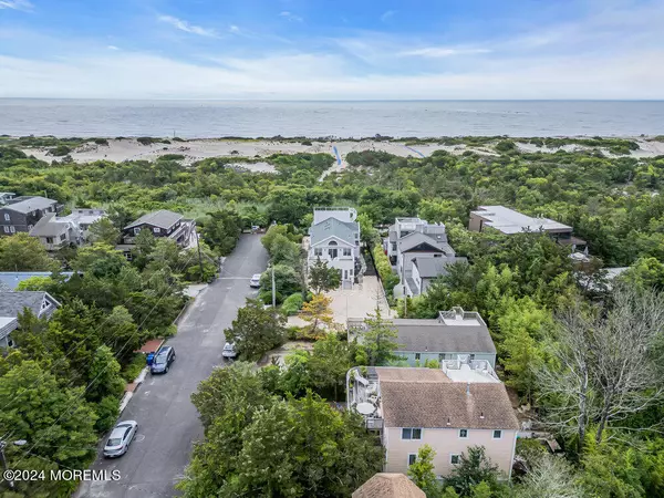 Barnegat Light, NJ 08006,1201 Seaview Avenue