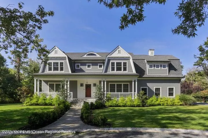 Rumson, NJ 07760,6 Pond Road