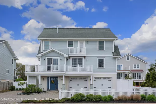 912 Ocean Avenue, Mantoloking, NJ 08738