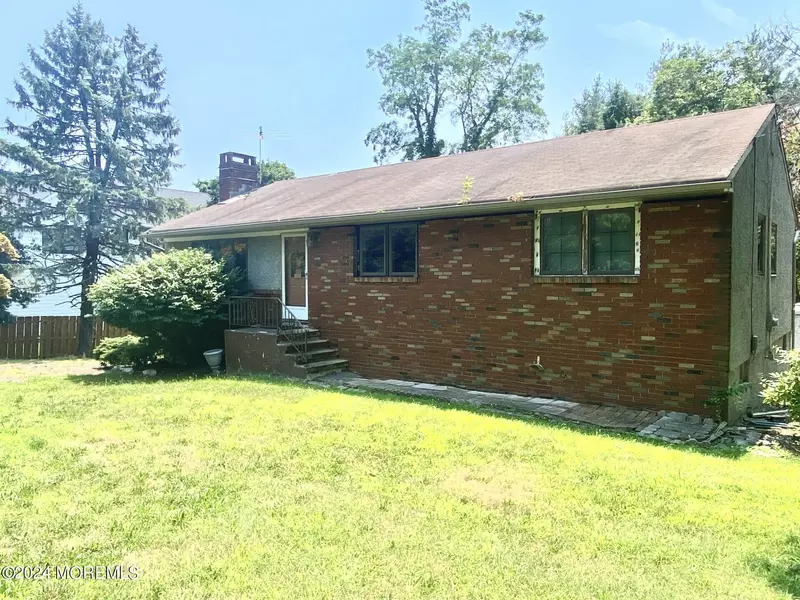 70 Valley Drive E, Atlantic Highlands, NJ 07716