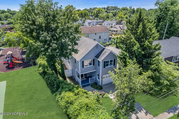 Red Bank, NJ 07701,272 Mechanic Street