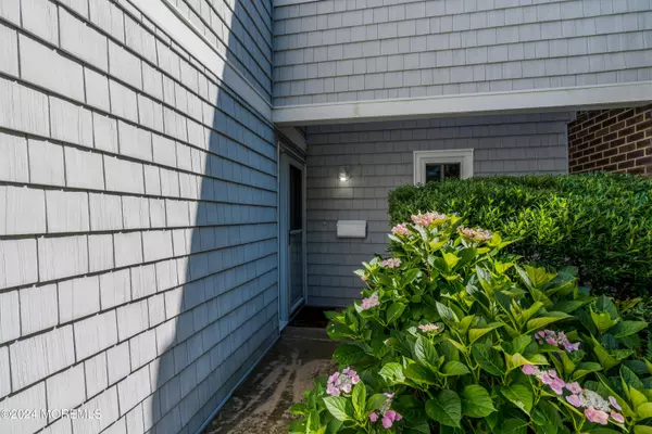 Spring Lake Heights, NJ 07762,71 Maple Drive