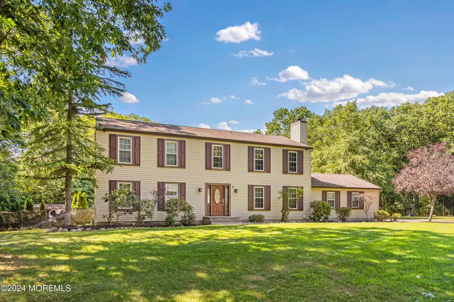 14 Denise Drive, Jackson, NJ 08527