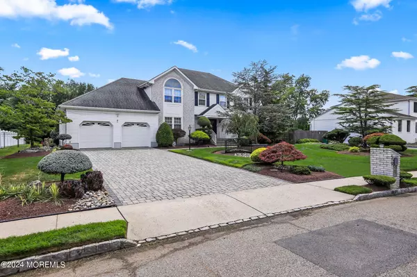 Morganville, NJ 07751,59 Amagansett Drive