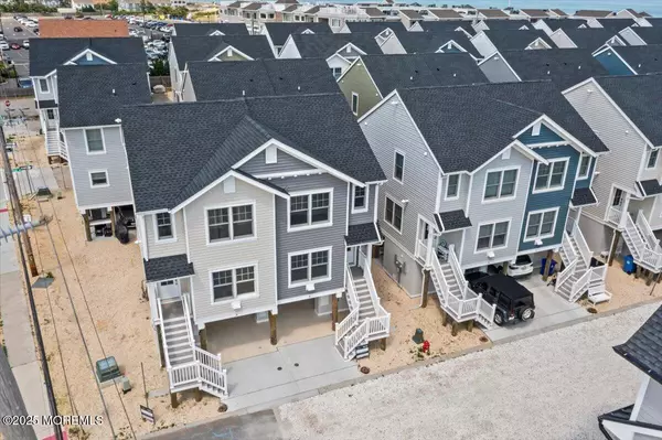 5 Cummins Street, Mantoloking, NJ 08738